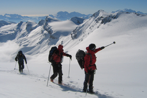 Raid à ski en suisse